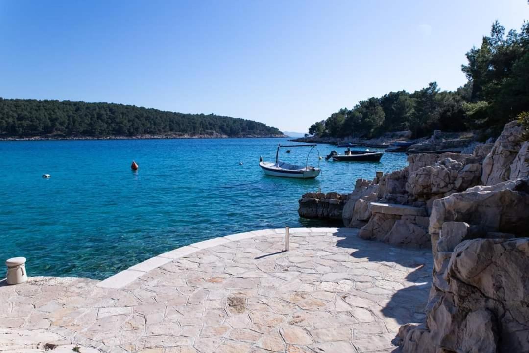 House Anka Villa Milna  Bagian luar foto