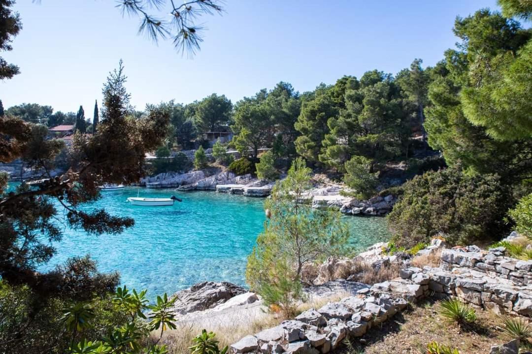 House Anka Villa Milna  Bagian luar foto